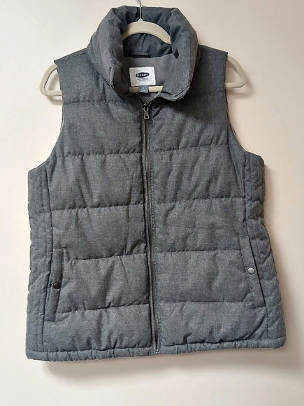 Old Navy Herringbone Puffer Vest